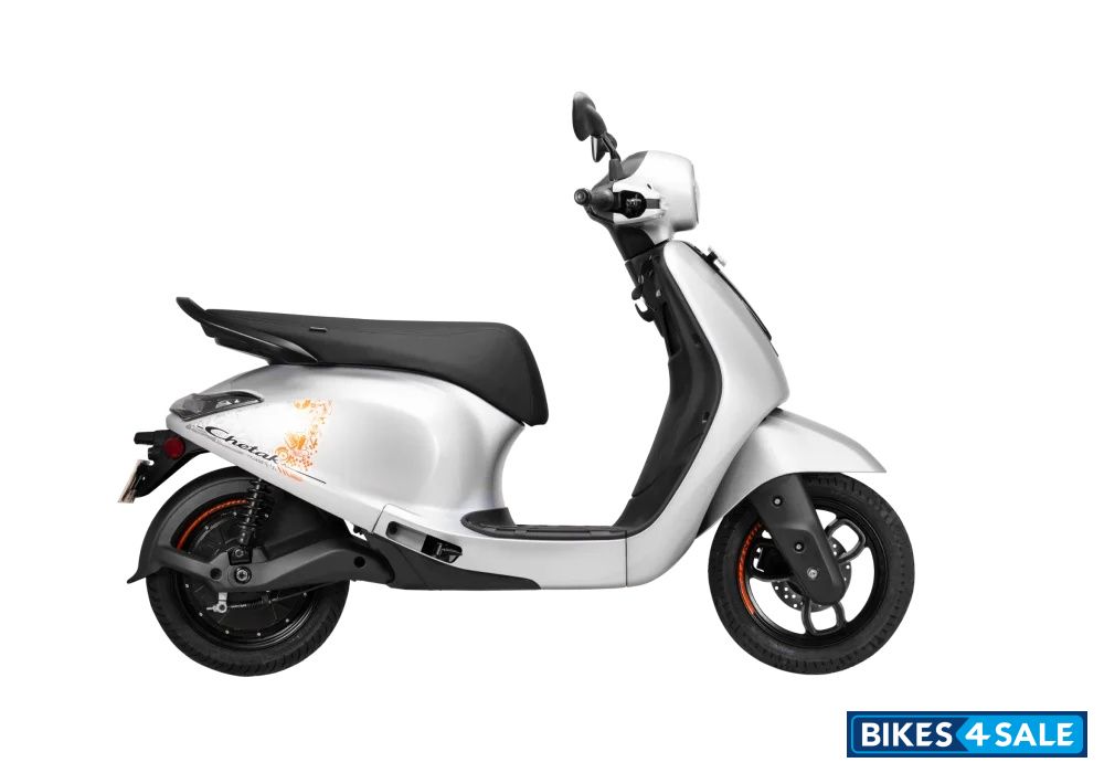 Bajaj Chetak C2501 Opalescent Silver