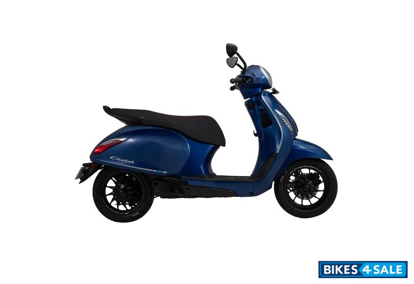 Bajaj Chetak C3502