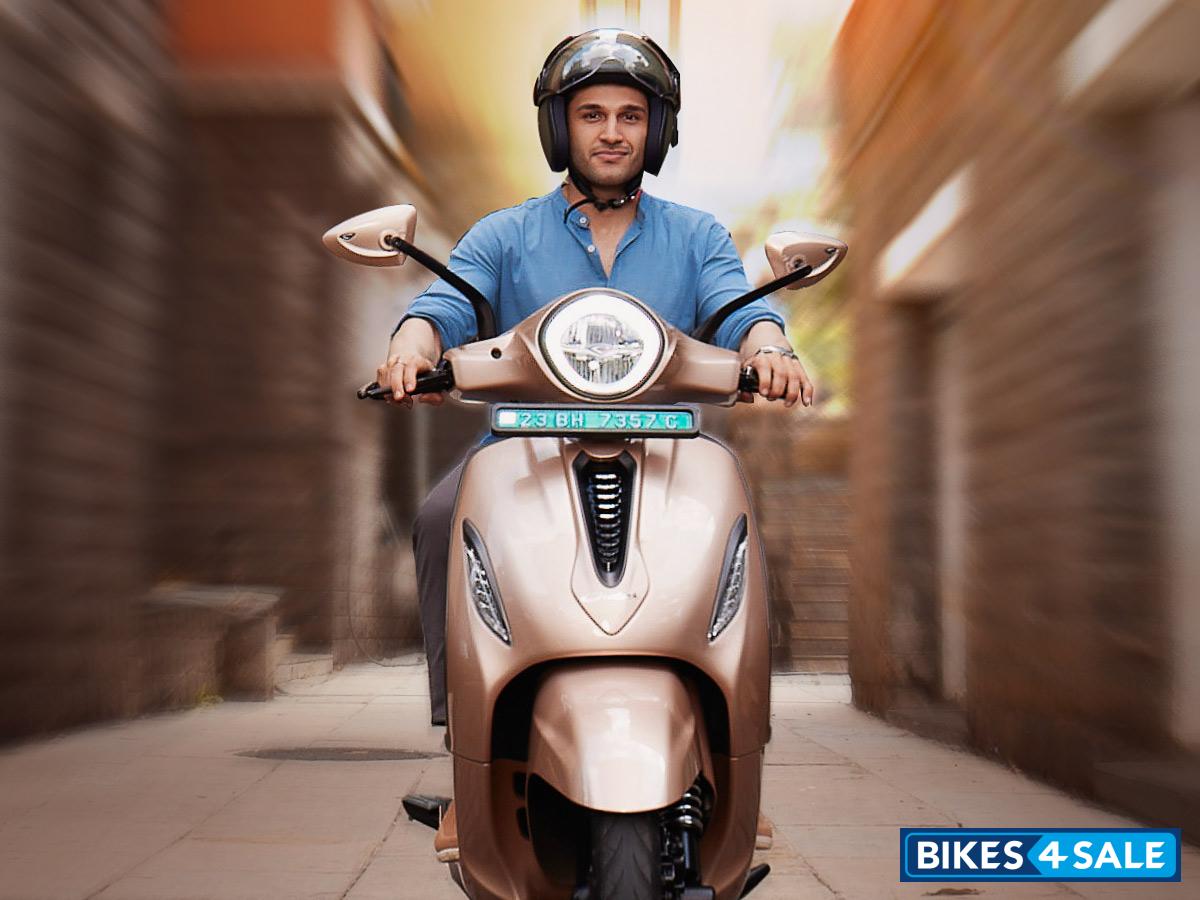 Bajaj Chetak Premium Tecpac