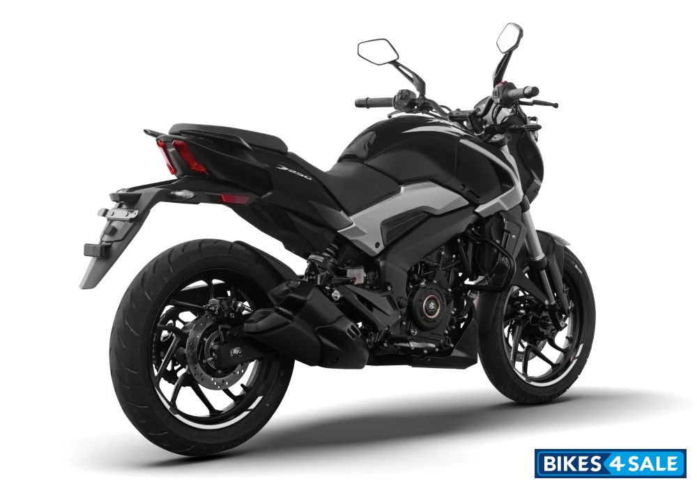 Bajaj Dominar 250 2025