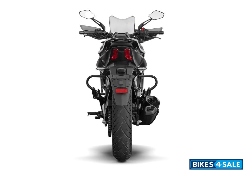 Bajaj Dominar 400 2025