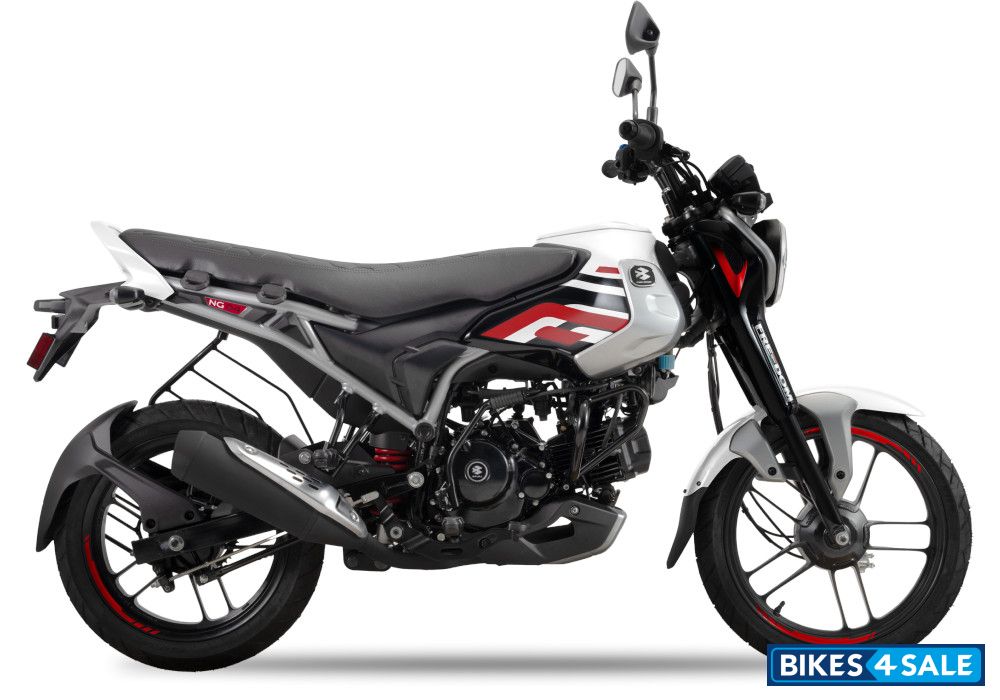 Bajaj Freedom 125 NG04 Drum LED Cyber White