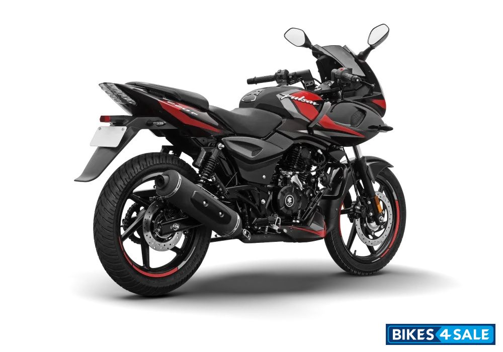 Bajaj Pulsar 220F 2025