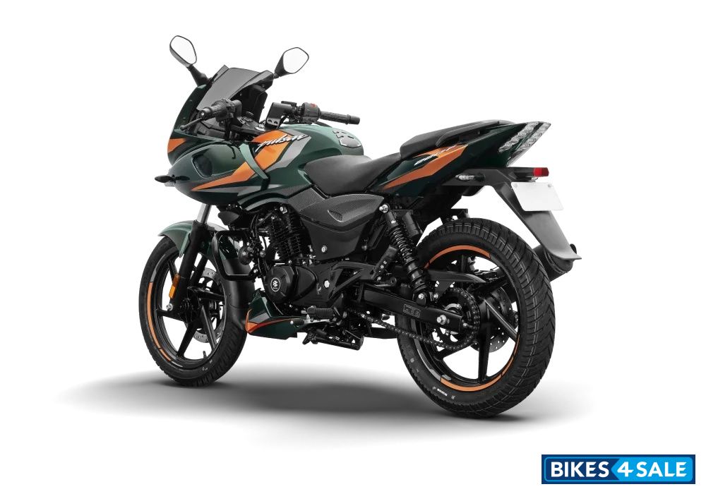 Bajaj Pulsar 220F 2025