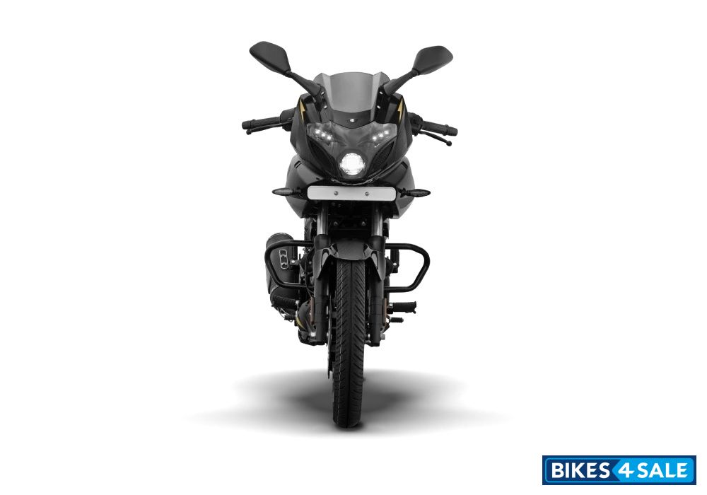 Bajaj Pulsar 220F 2026