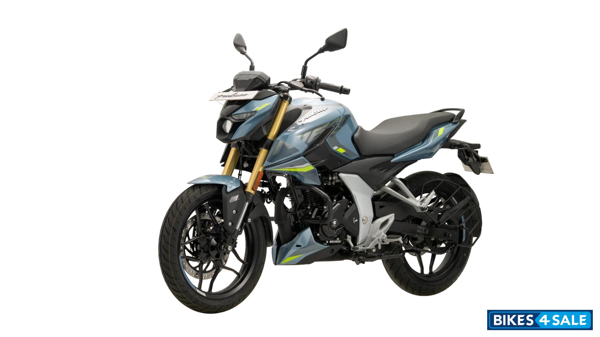 Bajaj Pulsar N160 Single Seat With USD Polar Sky Blue