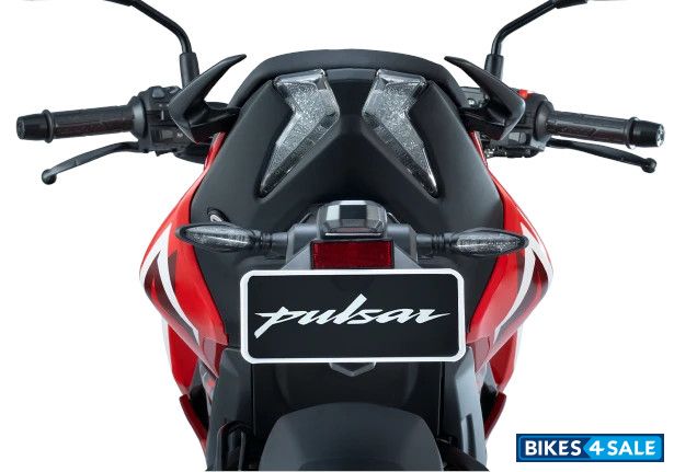 Bajaj Pulsar N250 2024 Crystalline LED Tail lamps