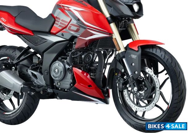 Bajaj Pulsar N250 2024 Assist and slipper clutch