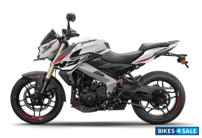 Bajaj Pulsar NS400Z TFT 2026
