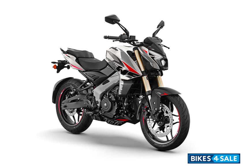 Bajaj Pulsar NS400Z Pearl Metallic White