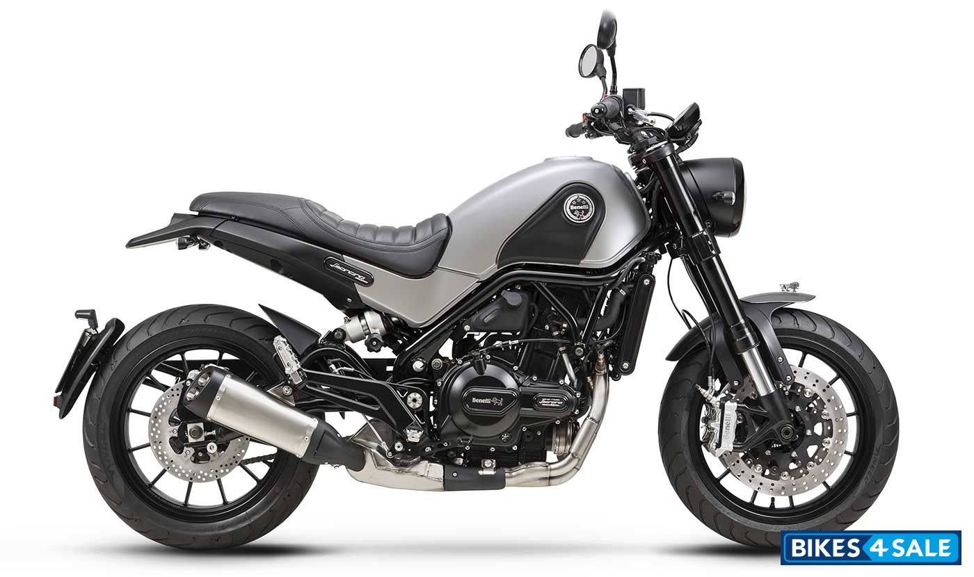 Benelli Leoncino 500 BS6 Silver