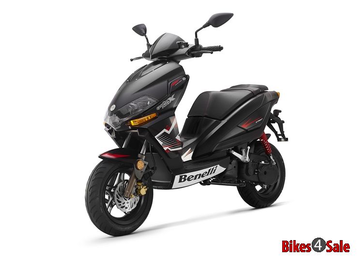 Benelli QuattronoveX 50 Black Colour