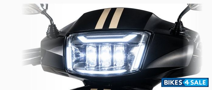 BGauss C12 MaxR