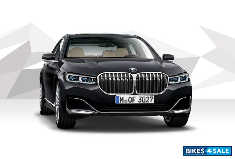 BMW 7-Series M760Li xDrive Petrol AT - Front View