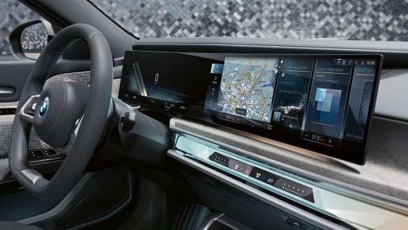 BMW i7 BMW Curved Display