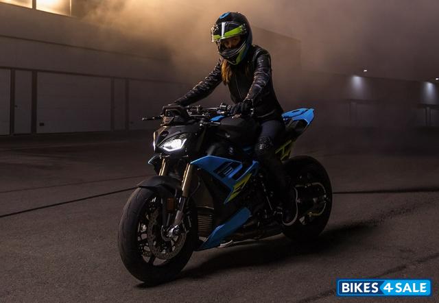 BMW S 1000 R 2025