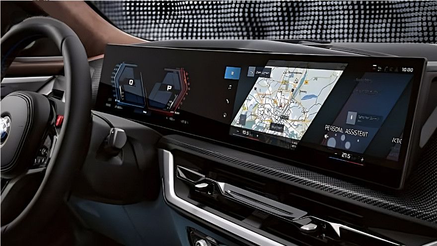 BMW XM - Curved Display