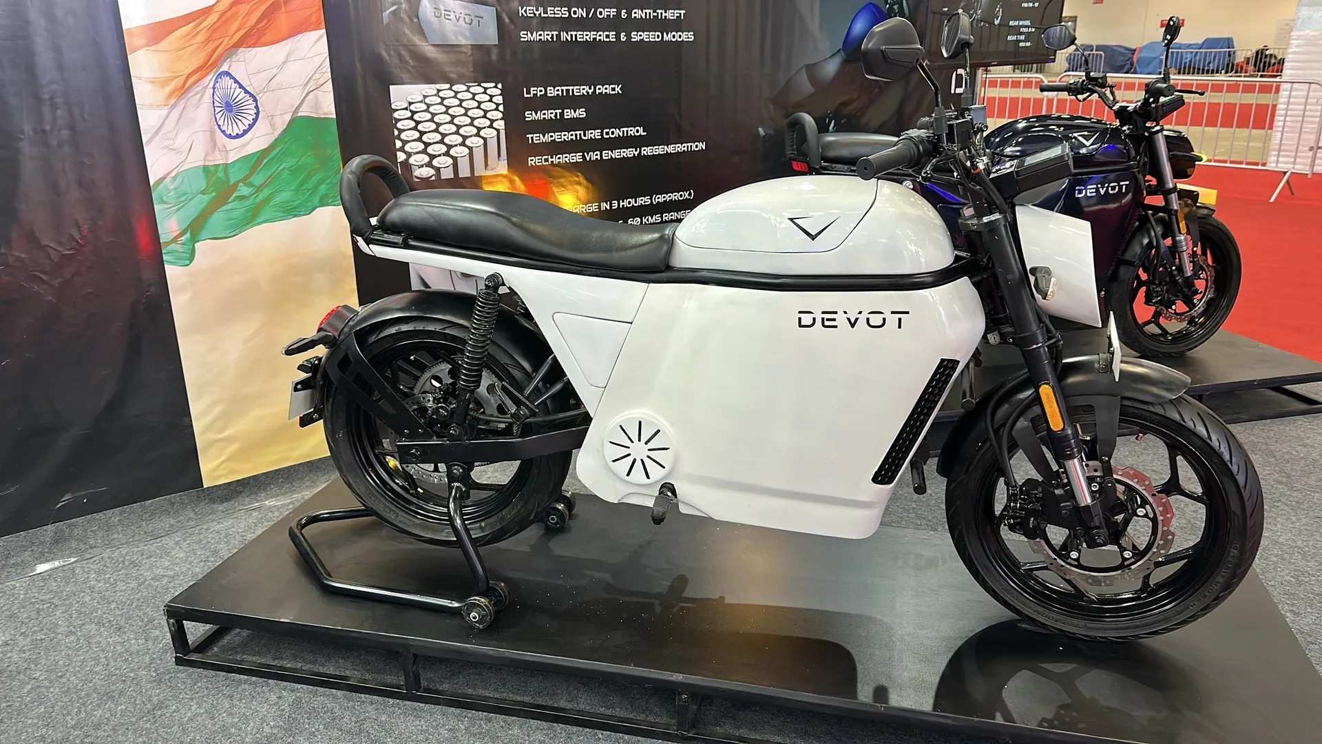 Devot Electric Motorcycle - White