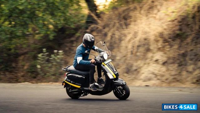 Divine Motors Scoot 1