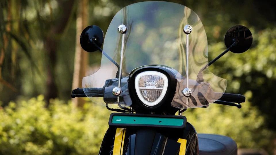 Divine Motors Scoot 1