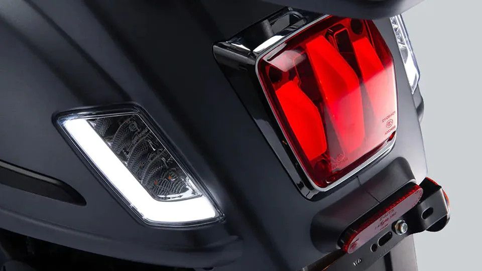 Divine Motors Scoot 1