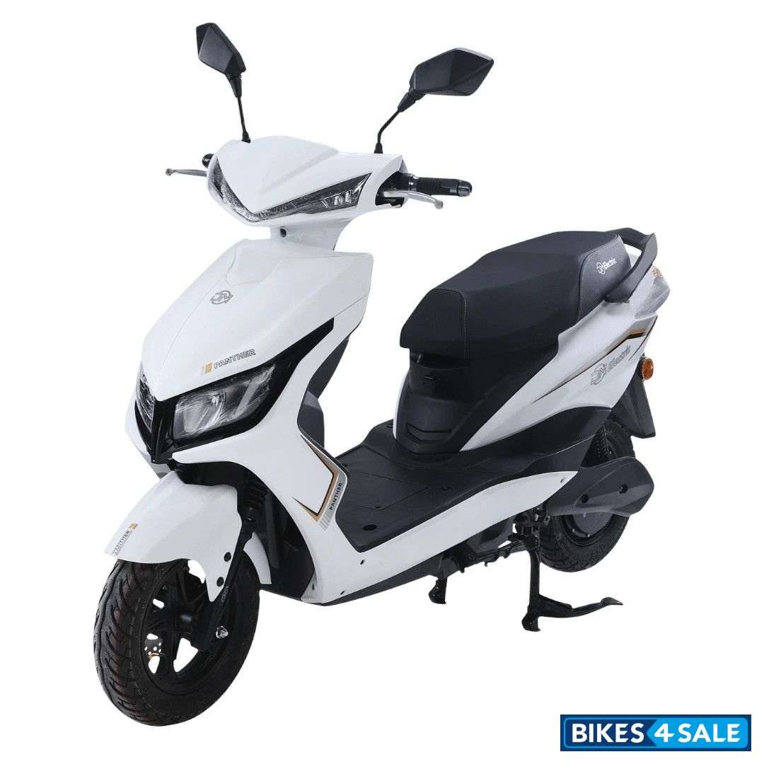 DM Electric Panther Polar White