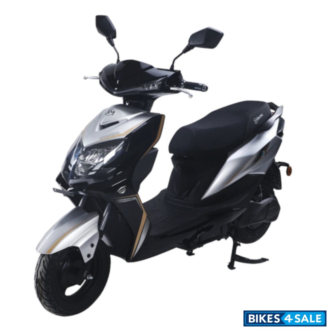 DM Electric Roadking