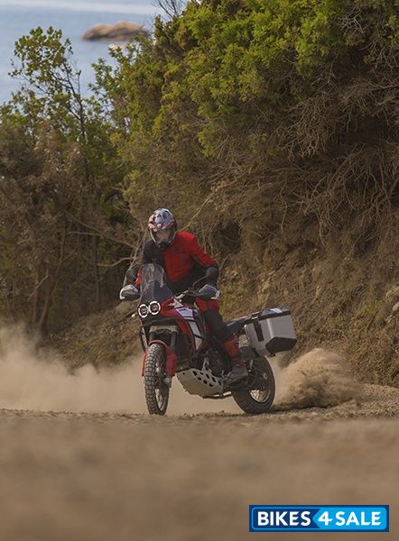 Ducati DesertX Discovery