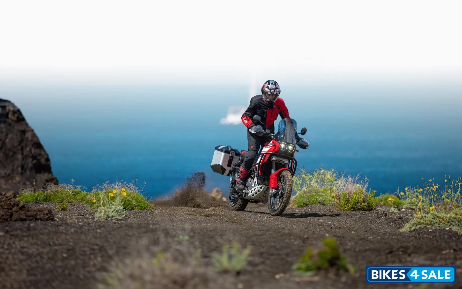 Ducati DesertX Discovery