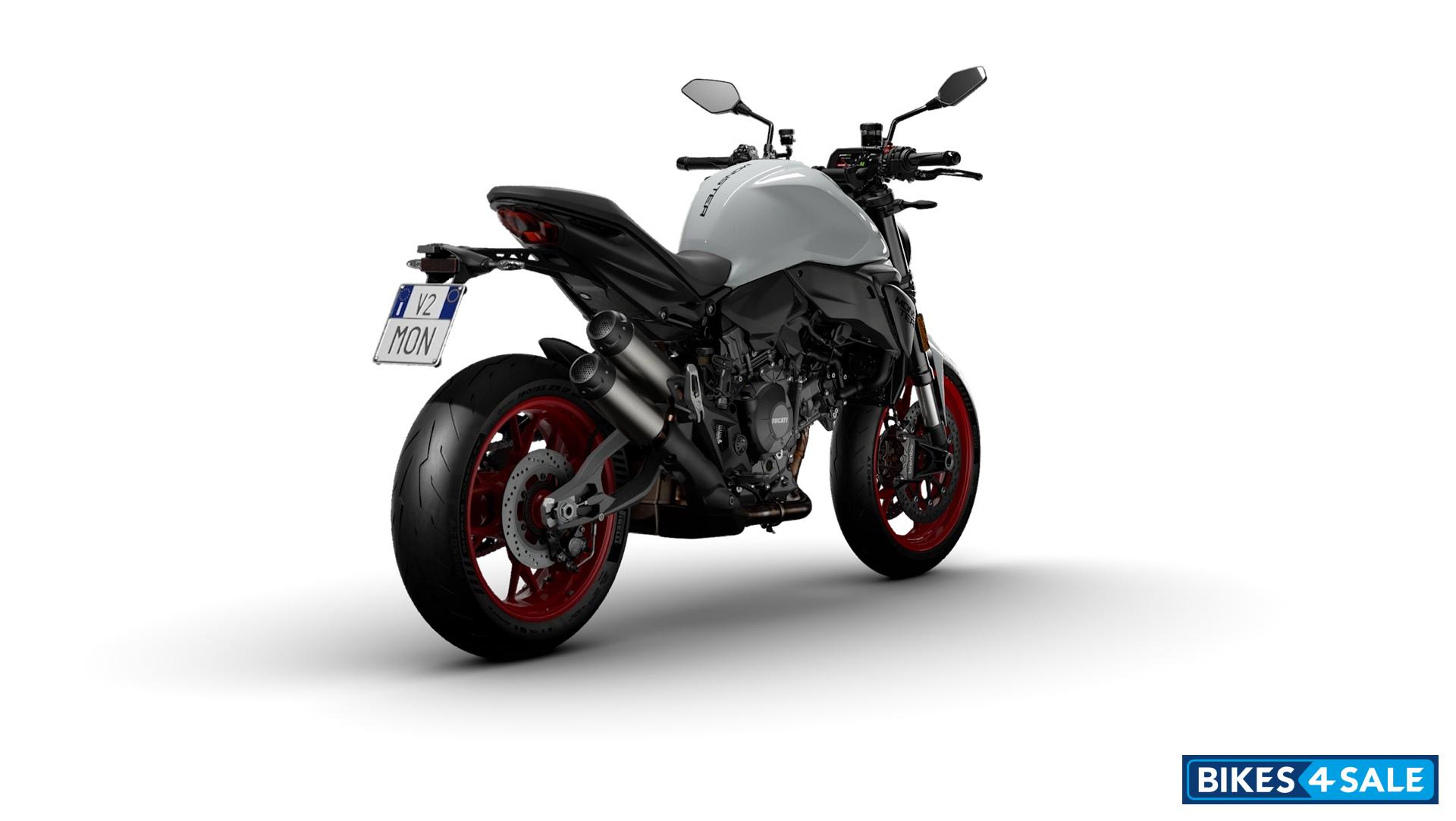 Ducati Monster 2026