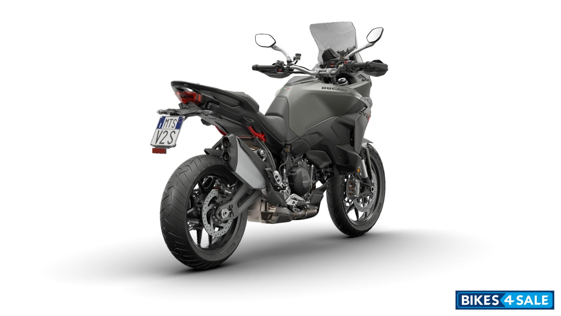 Ducati Multistrada V2 S 2025