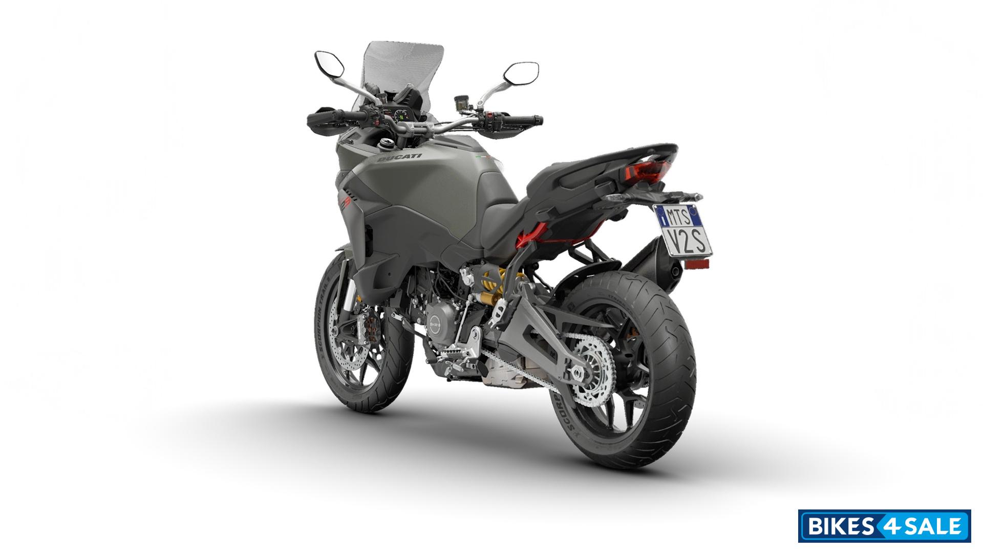 Ducati Multistrada V2 S 2025
