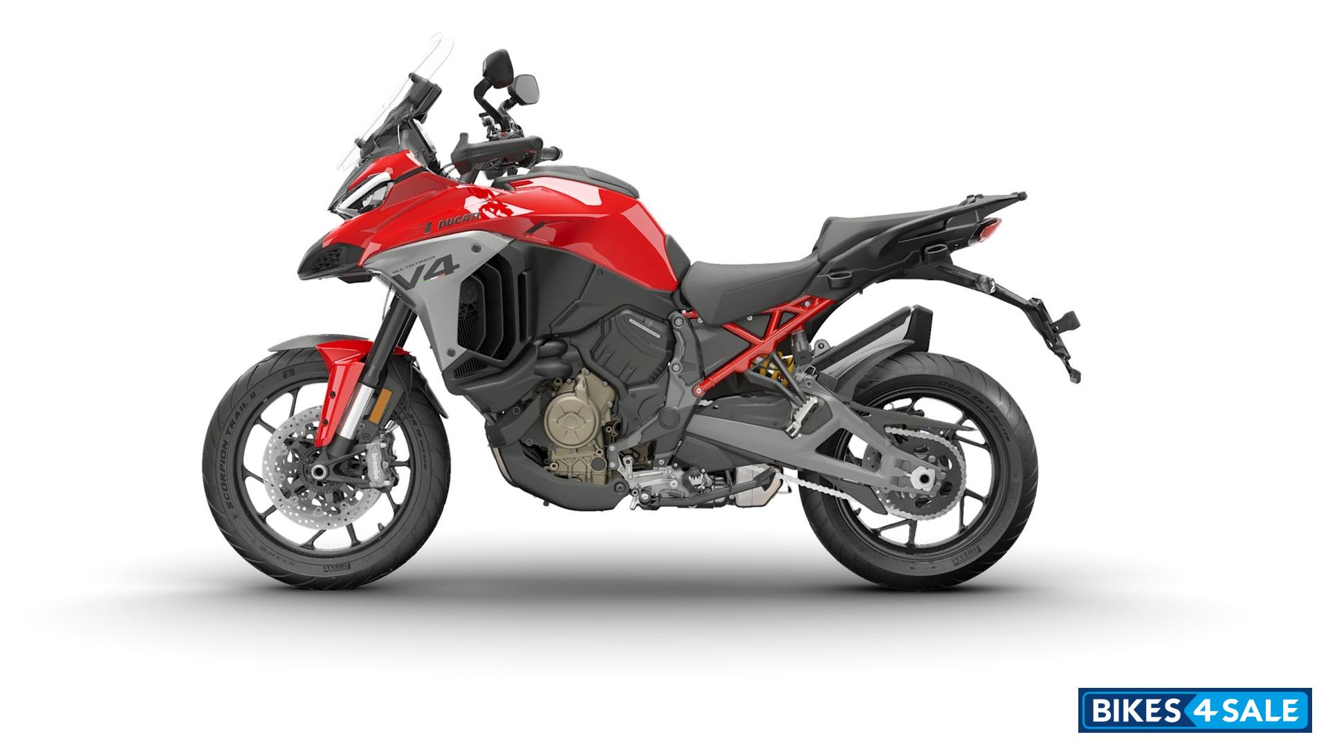 Ducati Multistrada V4 2025
