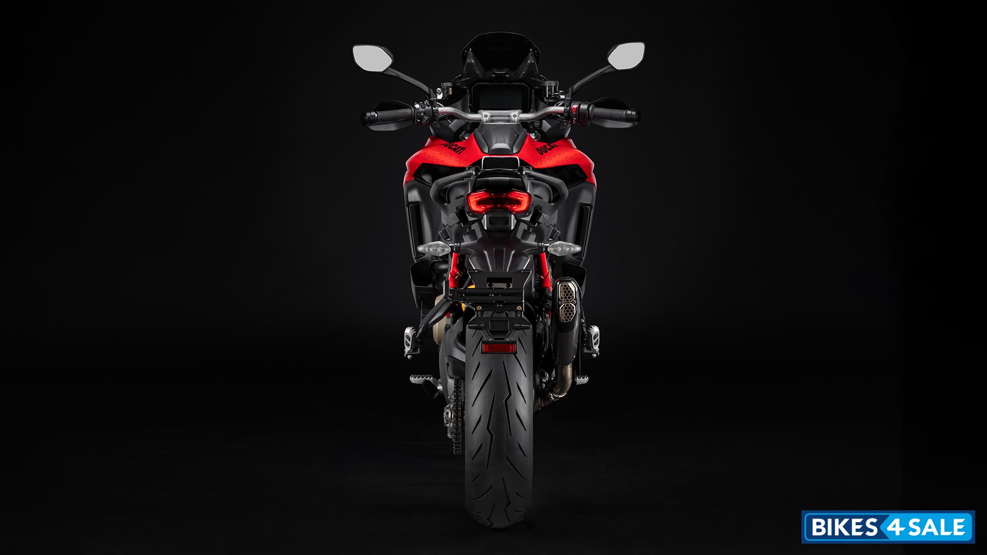 Ducati Multistrada V4 Pikes Peak 2025