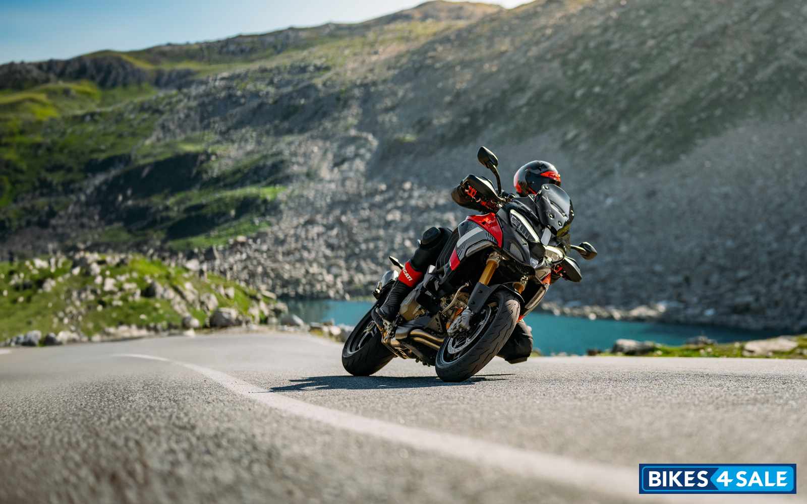 Ducati Multistrada V4 Pikes Peak 2025