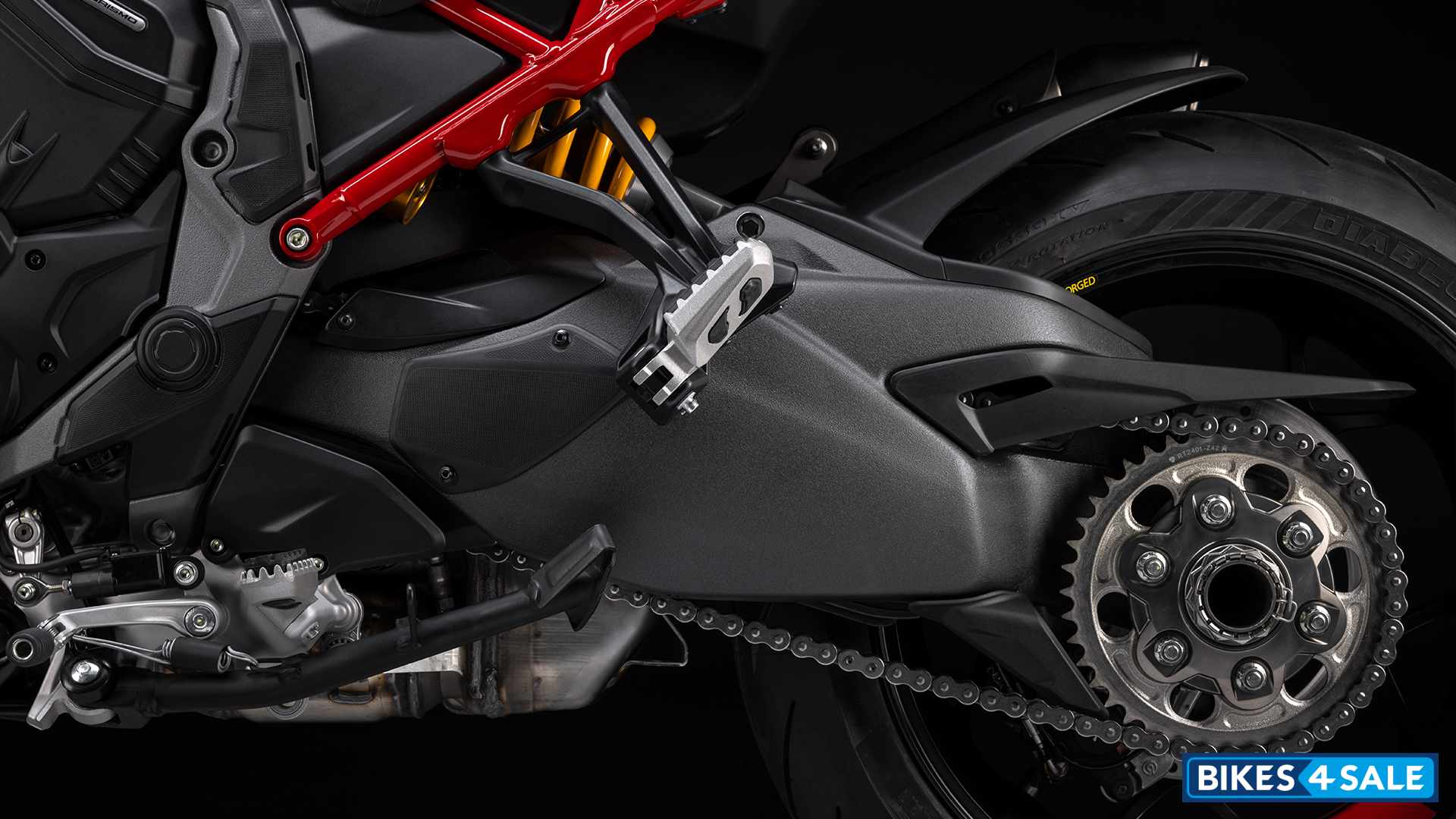 Ducati Multistrada V4 Pikes Peak 2025