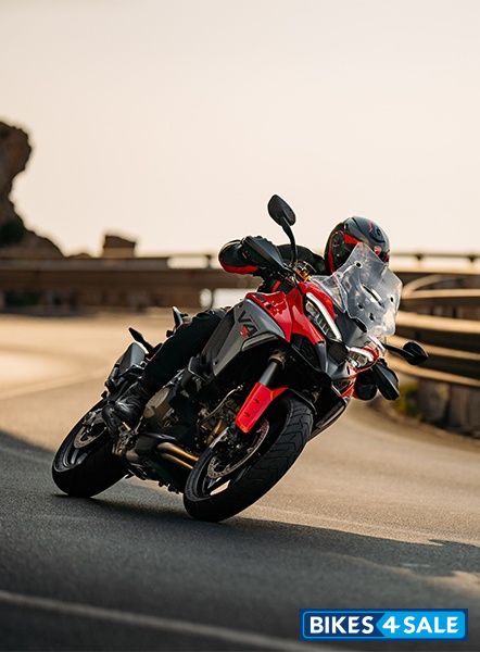 Ducati Multistrada V4 S 2025