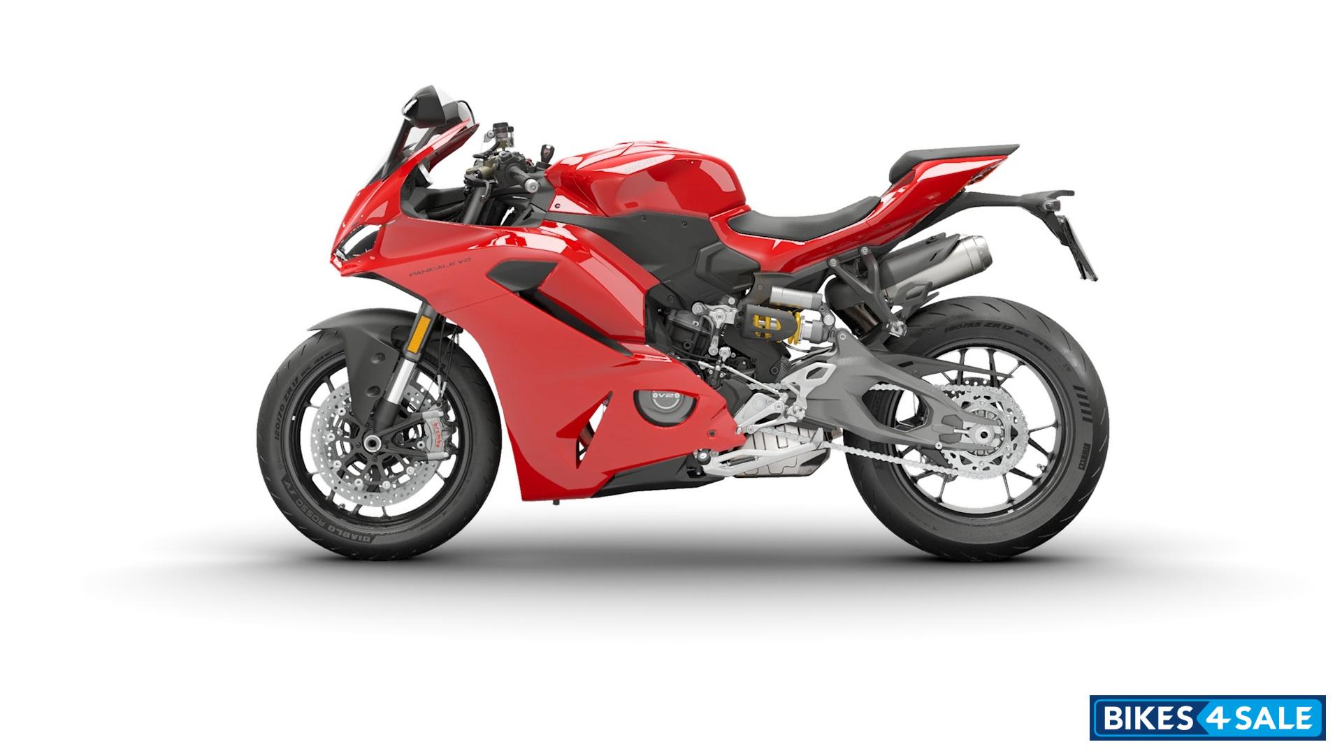 Ducati Panigale V2 2025