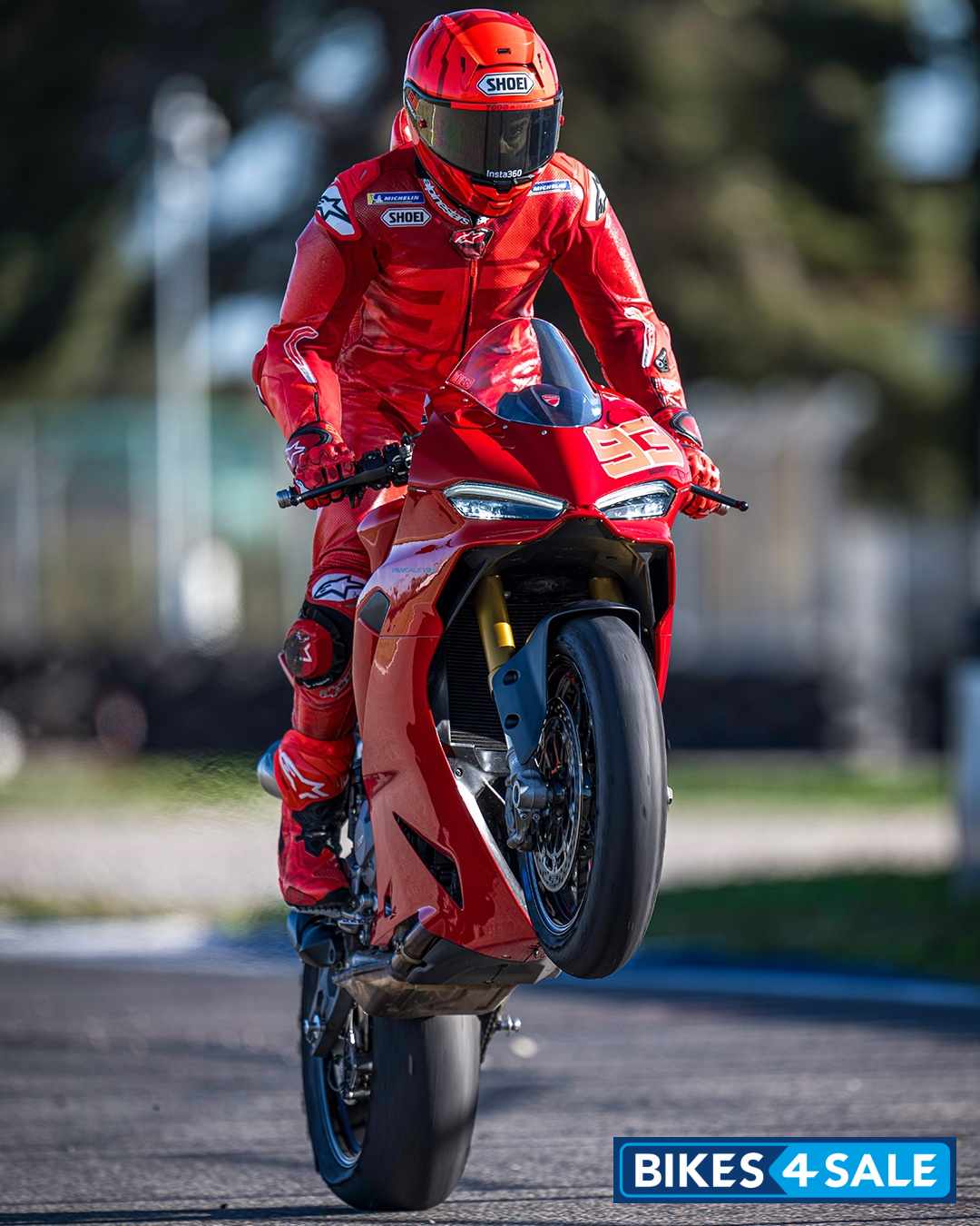 Ducati Panigale V2 S 2025