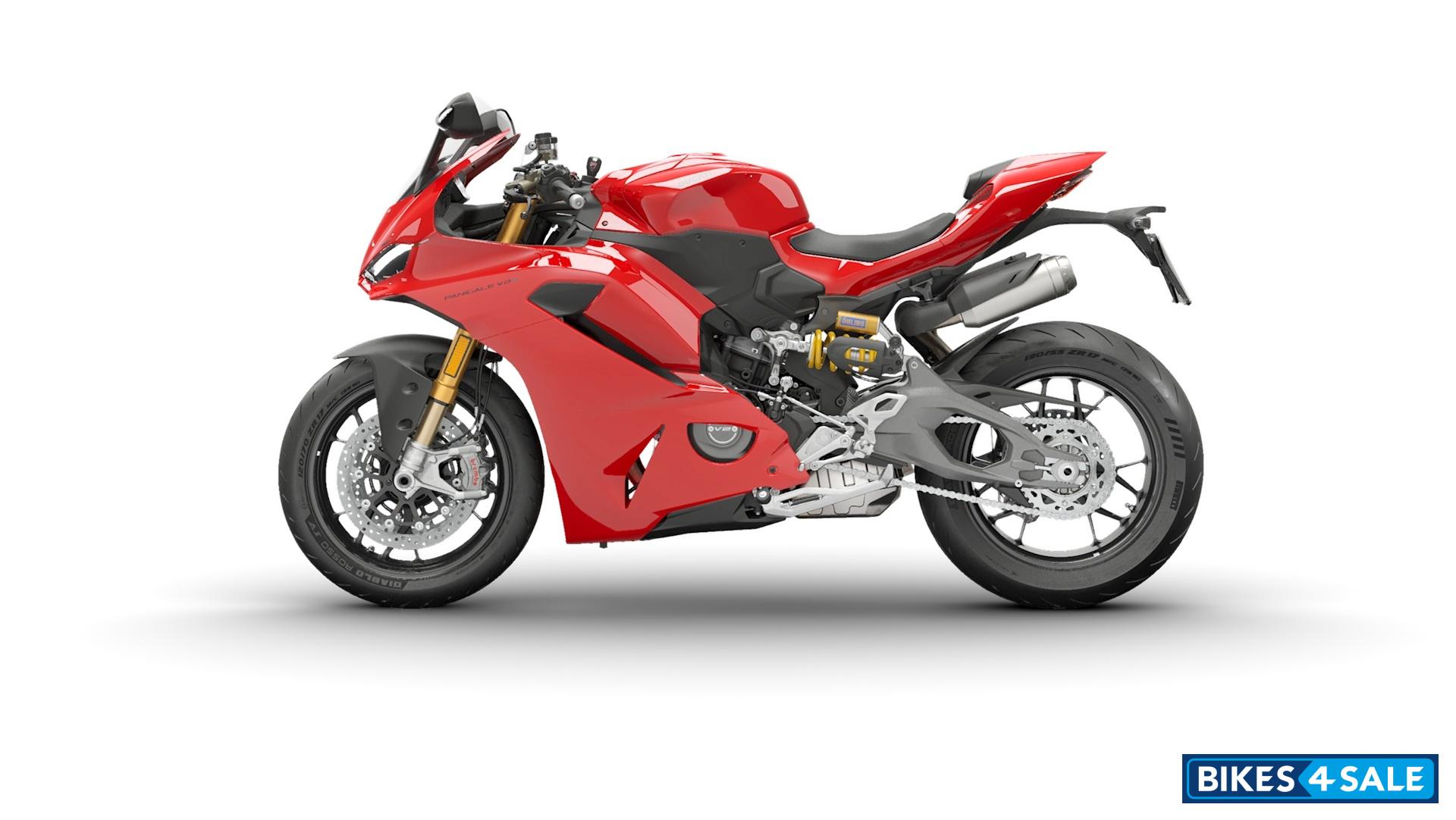 Ducati Panigale V2 S 2025