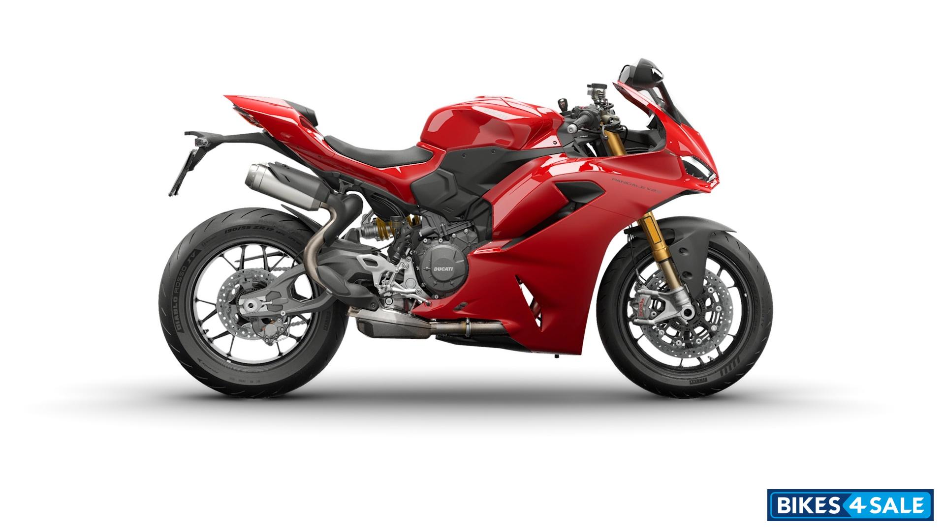 Ducati Panigale V2 S 2025