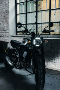 Ducati Scrambler Icon Dark Price Specs Mileage Colours Photos And Reviews Bikes4sale