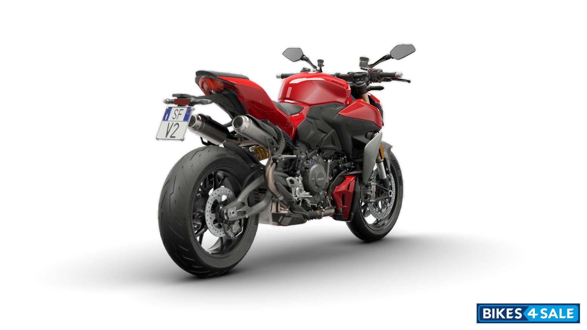 Ducati Streetfighter V2 2025