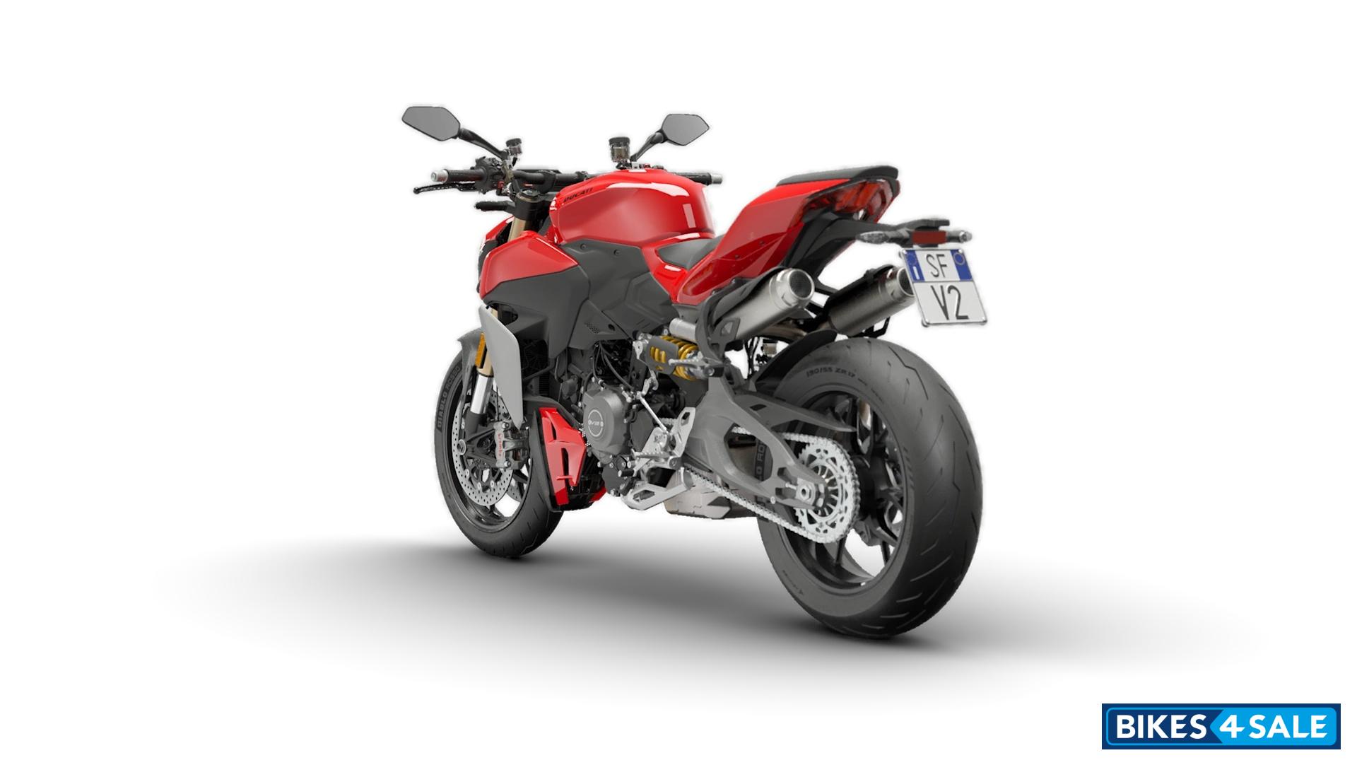 Ducati Streetfighter V2 2025