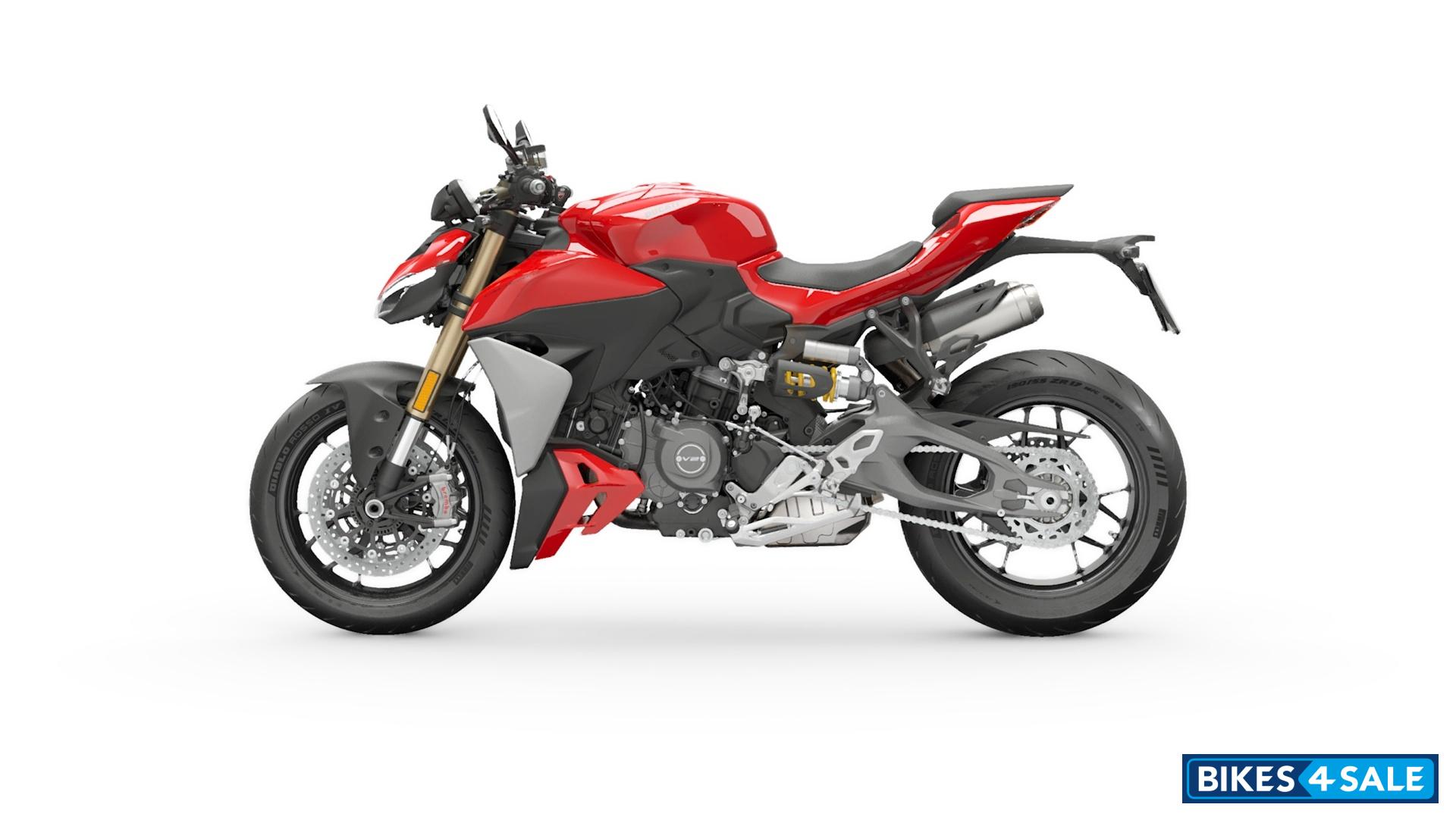 Ducati Streetfighter V2 2025