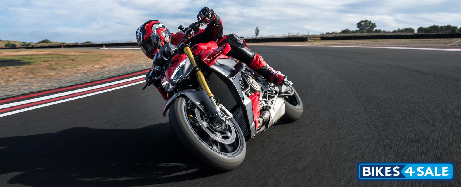 Ducati Streetfighter V4 S 2025