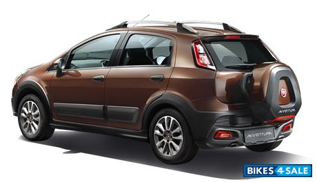 Fiat Avventura Active Multijet 1.3L Diesel Rear View