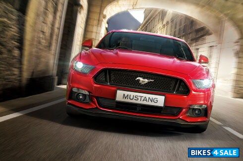 Ford Mustang GT Fastback 5.0L Petrol AT