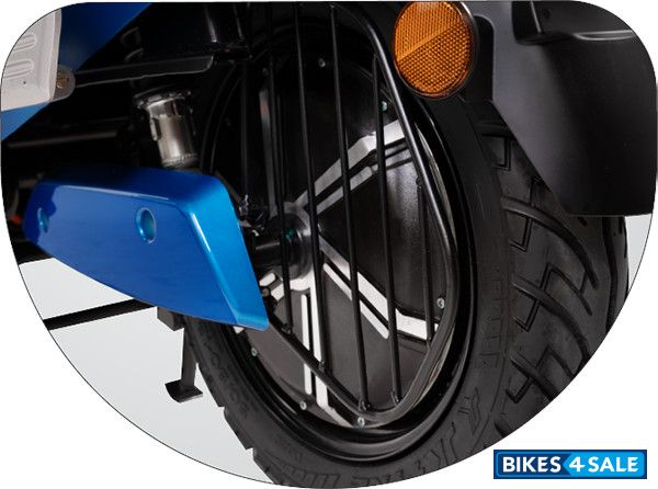 Godawari Eblu Feo X Saree Guard