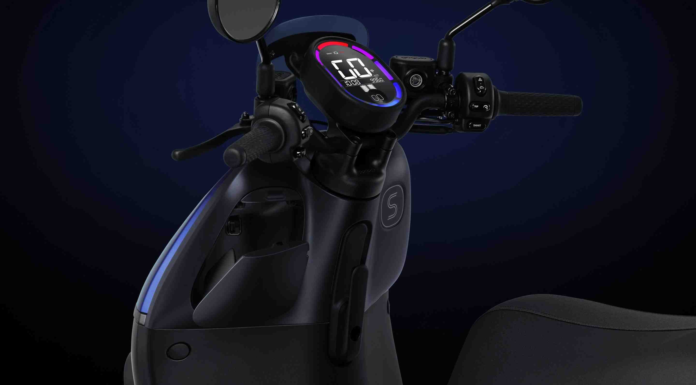 Gogoro Supersport New glove box construction